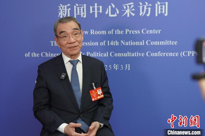 访林毅夫：中国“十五五”规划聚焦产业应是“喜新不厌旧”